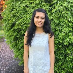 Meet your Posher, Henna